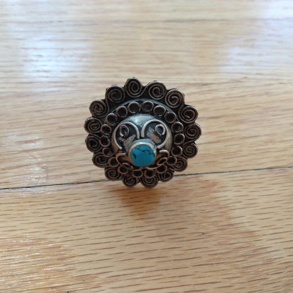 Vintage Silver Tone Turquoise Color Stone Ring Filigree Scroll Domed Design
